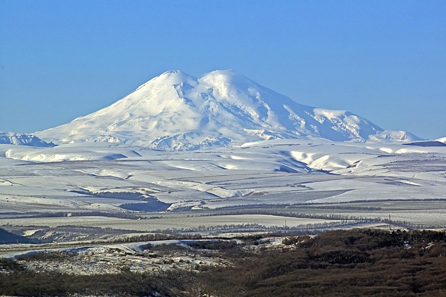 驕傲！山美股份歐洲員工勇攀歐洲第一峰-厄爾布魯士峰