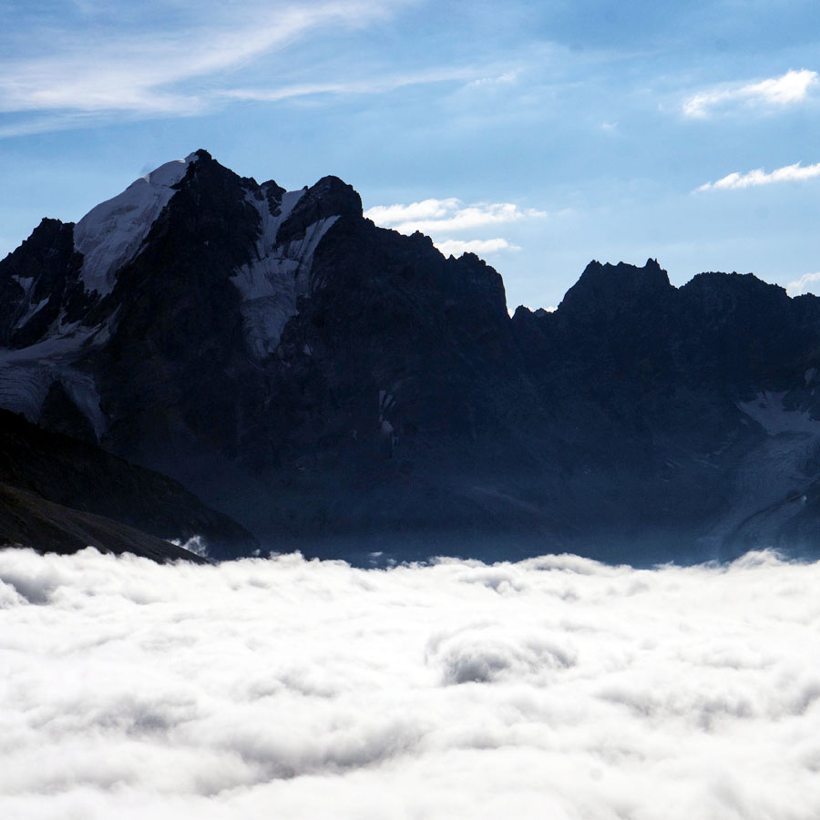 驕傲！山美股份歐洲員工勇攀歐洲第一峰-厄爾布魯士峰