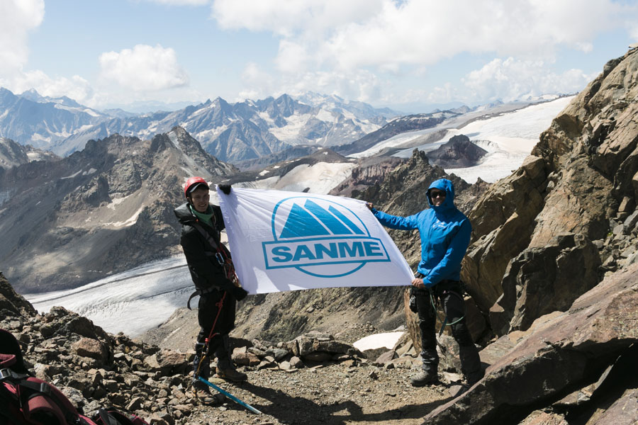 驕傲！山美股份歐洲員工勇攀歐洲第一峰-厄爾布魯士峰