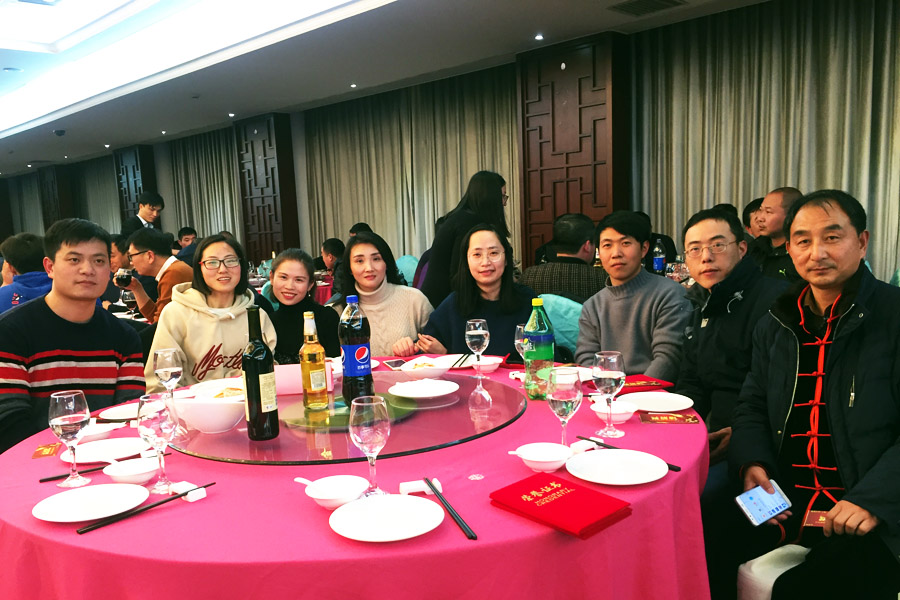 贏戰(zhàn)豬年、共創(chuàng)輝煌--山美股份隆重舉行2018年度表彰大會暨2019迎新年會