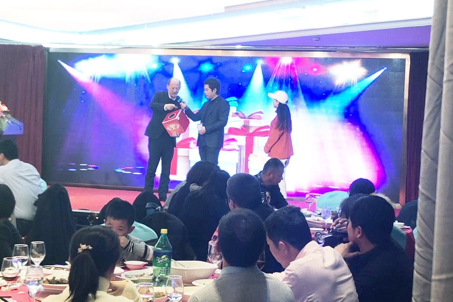 贏戰(zhàn)豬年、共創(chuàng)輝煌--山美股份隆重舉行2018年度表彰大會暨2019迎新年會