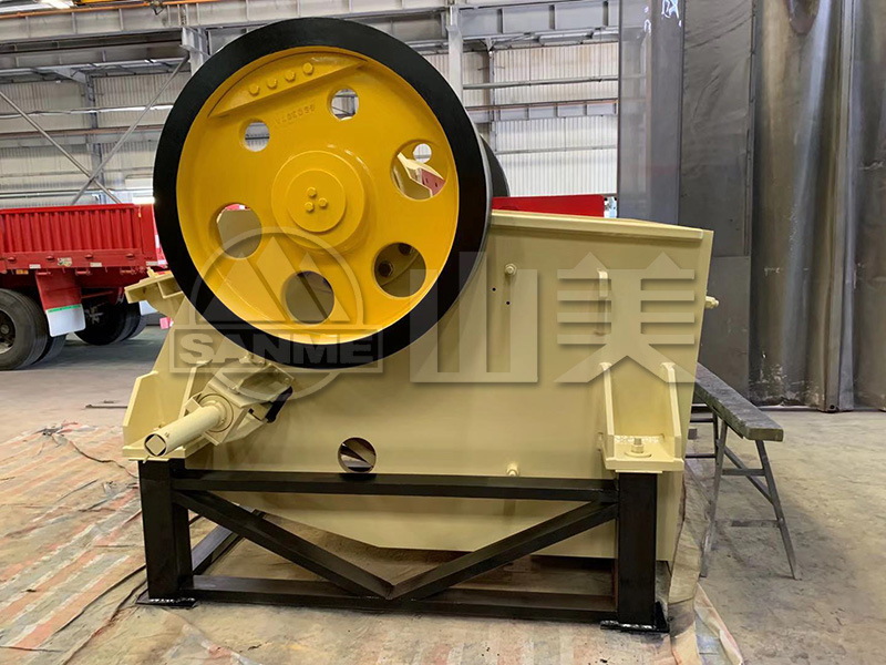 如何快速有效地解決顎式破碎機(jī)運(yùn)行故障的問題呢？